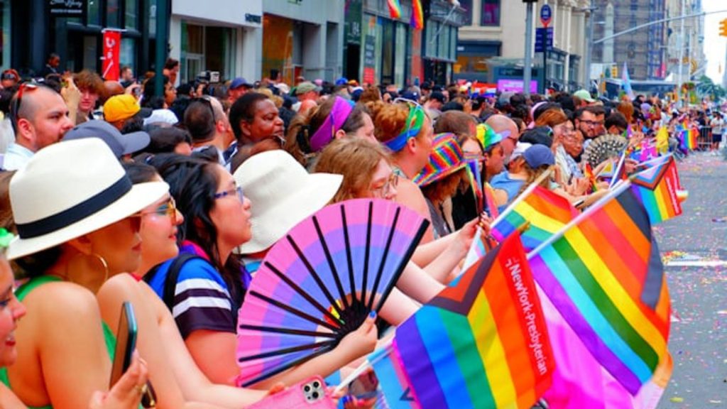 paradas LGBTQIA+

turismo LGBTQIA+

parada gay São Paulo

orgulho LGBTQIA+ mundo

eventos LGBTQIA+ internacionais